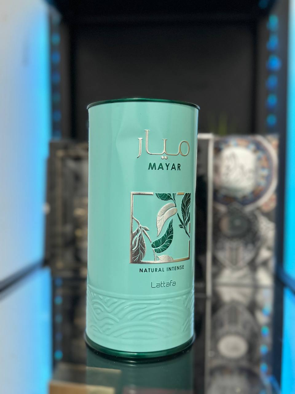 Perfume Lattafa Mayar en envase verde, fragancia intensa y natural para uso diario
